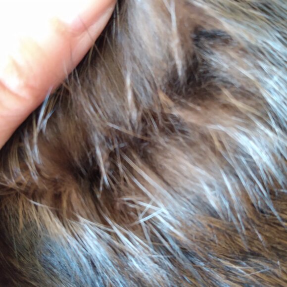 Vintage Fur Hat with Satin Band, Faux Pearl Accent and Union Label - Picture 12 of 15